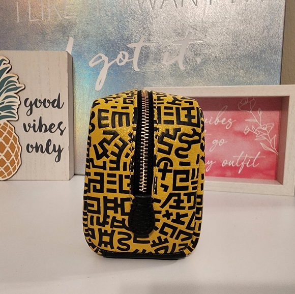 Coach Disney Mickey Mouse X Keith Haring Small make up bag - Picture 4 of 11